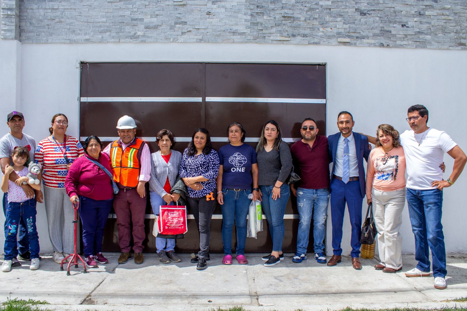 Javier Rivera cumple con hechos y obra en Loma Florida Segunda Sección